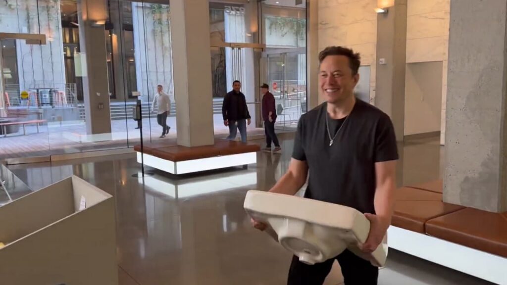 Elon musk at twitter headquarters