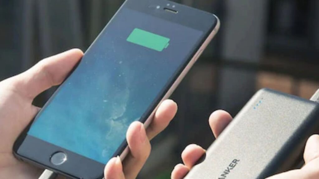 Which is best backup battery 2024
